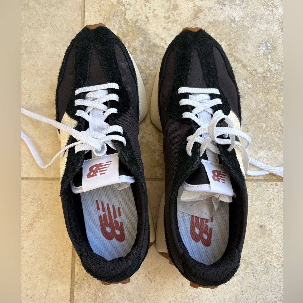 Women’s New Balance 327 - Black / Cream / Mineral Red - Picture 5 of 10